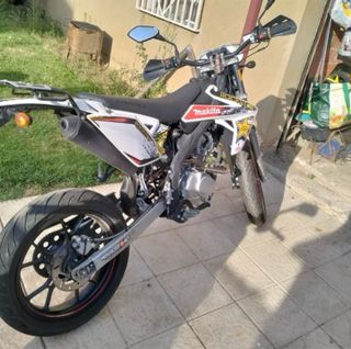 Moto Supermotard Rieju mrt 125cc