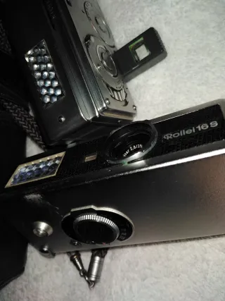 Due Fotocamere Mamiya-16 Automatiche Vintage