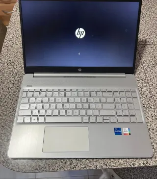 Portátil HP 15s-fq5023np i7 16GB 512GB