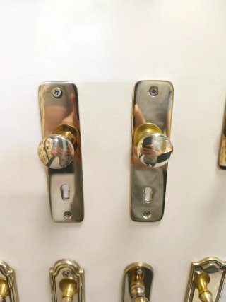 Tiradores de latón baño oro y latón pulido