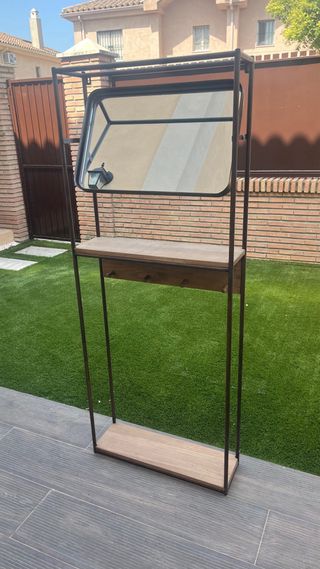 Recibidor Metálica y Madera