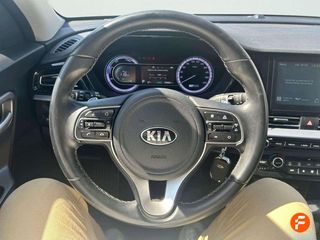 Kia Niro 1.6 GDi HEV 104kW (141CV) Concept