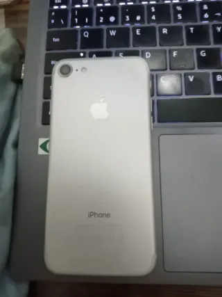 iPhone 7 128GB Plata Batería 100%