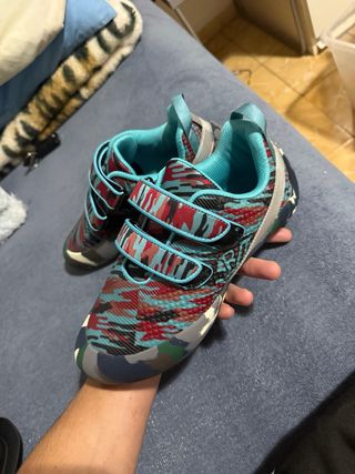 Zapatos de escalada pie de gato