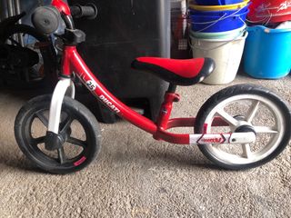 Bicicleta de equilibrio Ducati 25