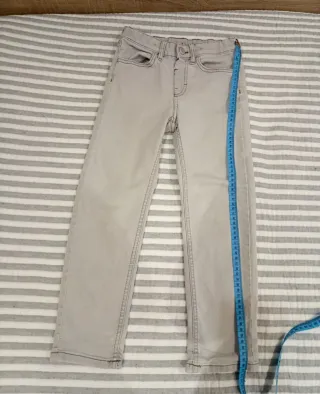 Pantalón vaquero H&M niño Talla 6-7