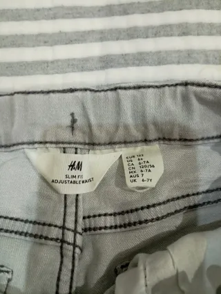 Pantalón vaquero H&M niño Talla 6-7