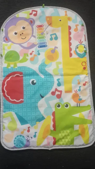 Gimnasio Piano Fisher Price Pataditas