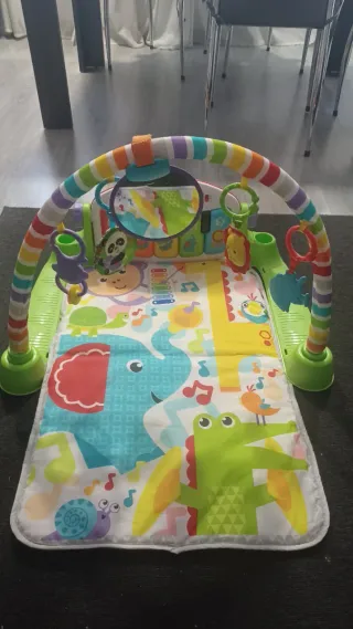 Gimnasio Piano Fisher Price Pataditas
