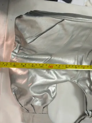 Bolso de mano plateado