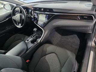 TOYOTA Camry Electric Hybrid Advance