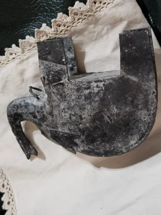 Figura Elefante de metal 15cm anchox11 cm alto.