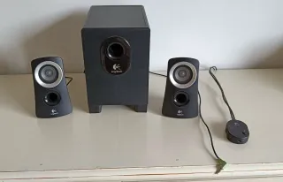 Altavoces Logitech Negro con receptor bluetooth