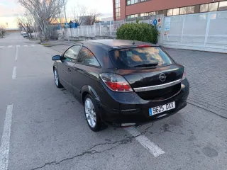 Opel Astra GTC