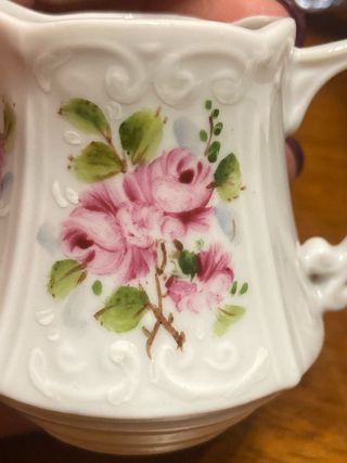 Lattiera in ceramica dipinta a mano