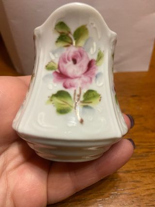 Lattiera in ceramica dipinta a mano