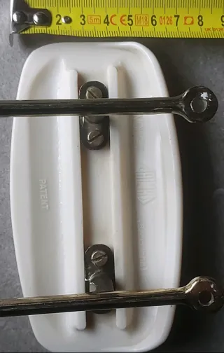 Perchero de caza con jinete y caballo