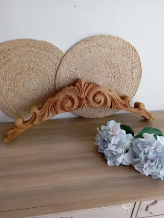 Copete de madera maciza antiguo