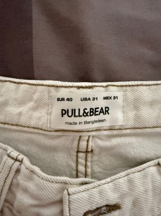 Pantalón Pull&Bear blanco