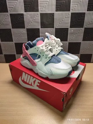 Zapatillas Nike Huarache Niña Talla 36