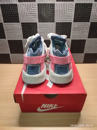 Zapatillas Nike Huarache Niña Talla 36