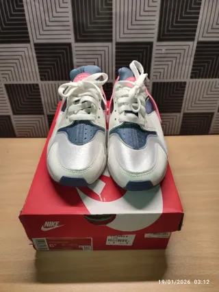 Zapatillas Nike Huarache Niña Talla 36