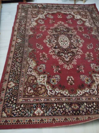 Alfombra clásica diseño oriental roja