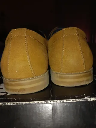 Zapatos de ante marrón talla 44