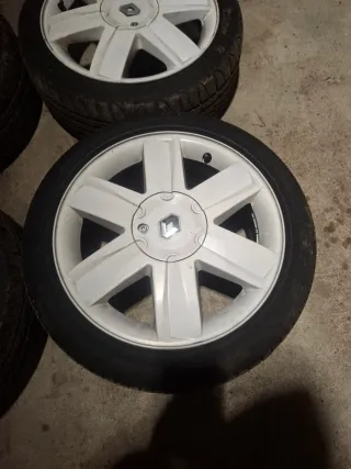 Llantas 4x100 Blancas