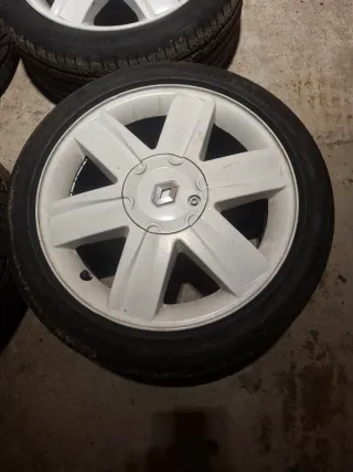 Llantas 4x100 Blancas