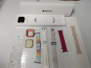 Apple Watch SE Multicolor y Plata