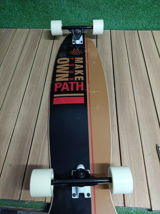 Pista de monopatín y longboard KRF El nuevo concepto urbano