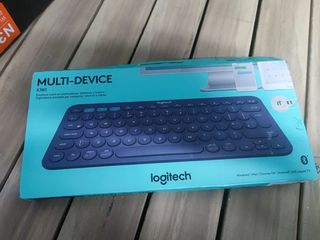 Logitech K380 Teclado Inalámbrico Multi-Dispositivos para Windows, Apple iOS, Android, Chrome, Disposición QWERTY Italiano, Azul