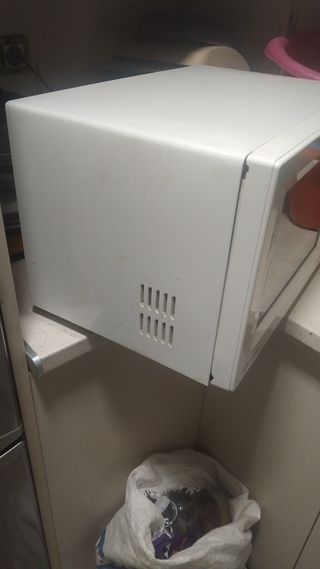 Microondas poco uso - Urge vender