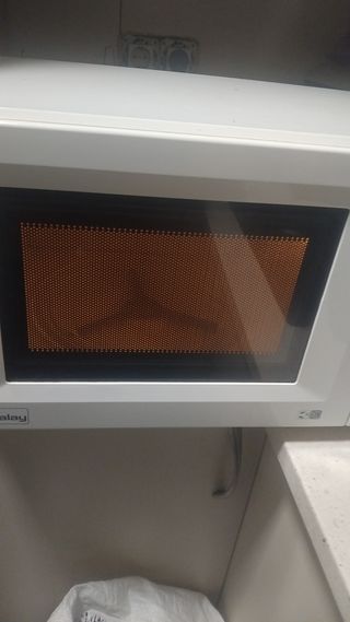 Microondas poco uso - Urge vender