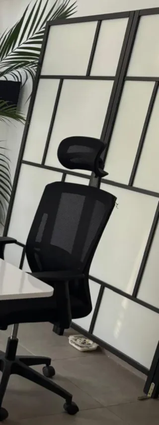 Paneles decorativos y acústicos, biombos y estante