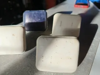 4 expositores pendientes polipiel y PVC