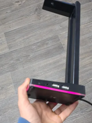 Supporto per cuffie da gioco RGB