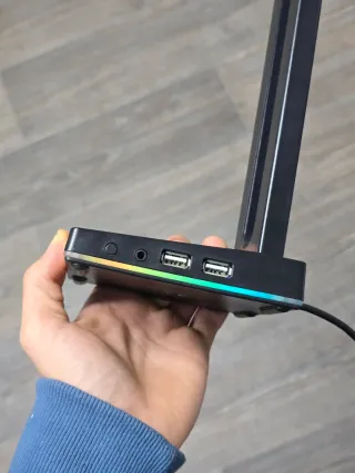 Supporto per cuffie da gioco RGB