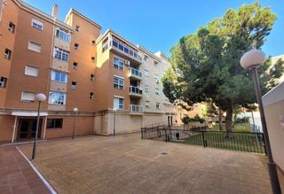 Piso en alquiler en El Cónsul - Ciudad Universitaria en Málaga