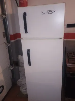 Vendita di frigoriferi a gas butano