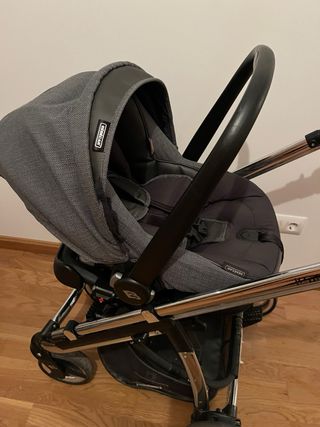 Cochecito bebecar3 piezas: capazo, silla y huevo.