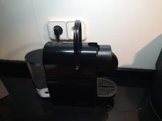 Cafetera Nespresso Krups Negra