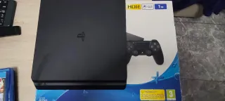 Ps4 Slim 1TB Negra + Juegos y Mando