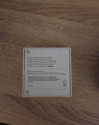 Apple AirPods 4 ANC Blancos