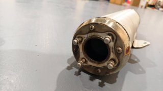 Tubo de escape Original Suzuki GSXR 600 .