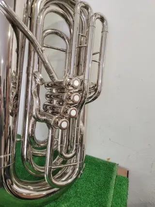 Tuba