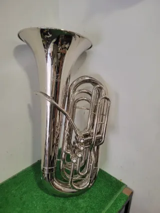 Tuba