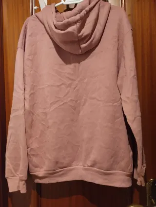 Sudadera rosa con capucha