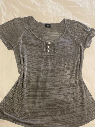 Camiseta MGT gris plateada